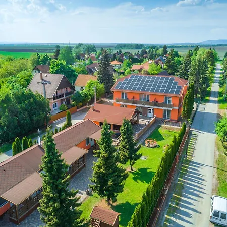Boglárka 3*