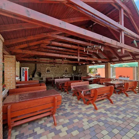 Boglárka Bed and breakfast 3*